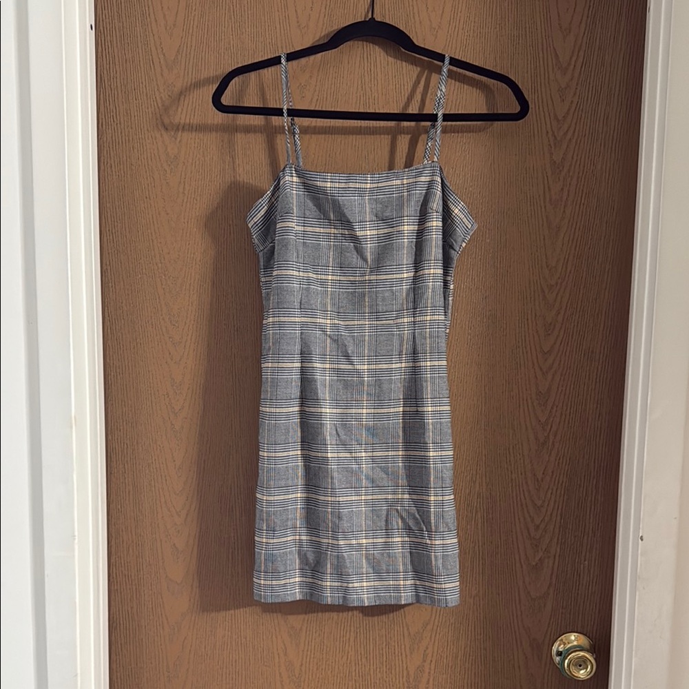 Forever 21 Gray and White Spaghetti Strap Mini Dress